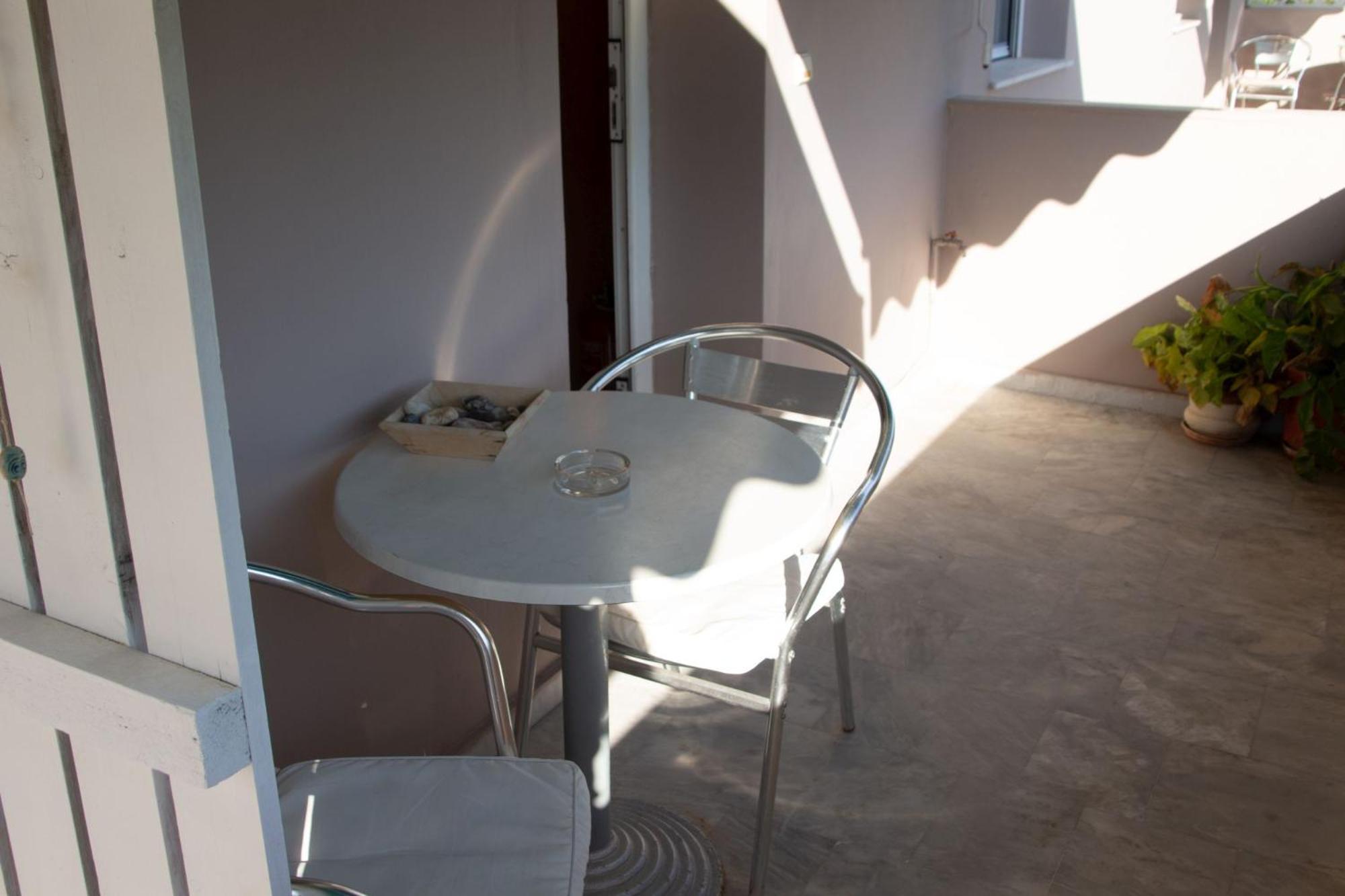 Avesta Apartments - 200M From The Beach Vasilikos  Ruang foto