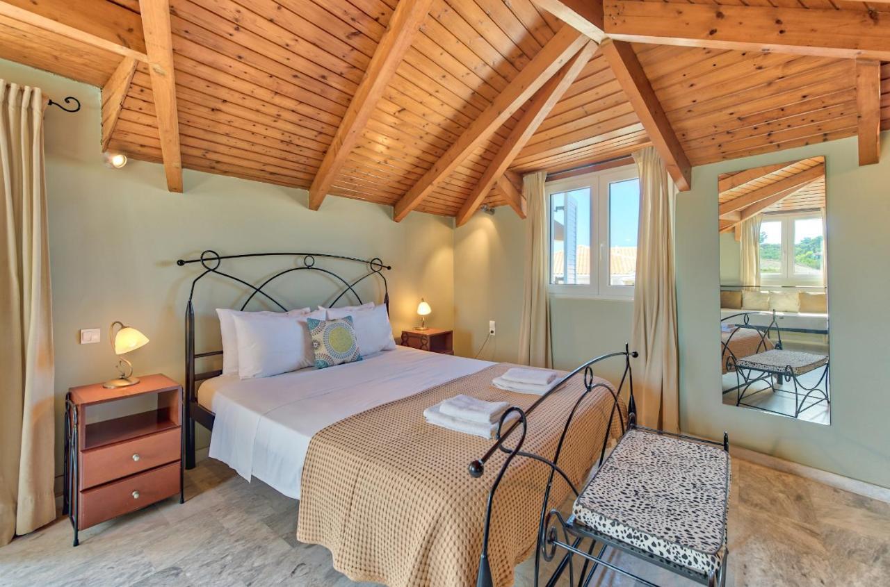 Avesta Apartments - 200M From The Beach Vasilikos  Bagian luar foto